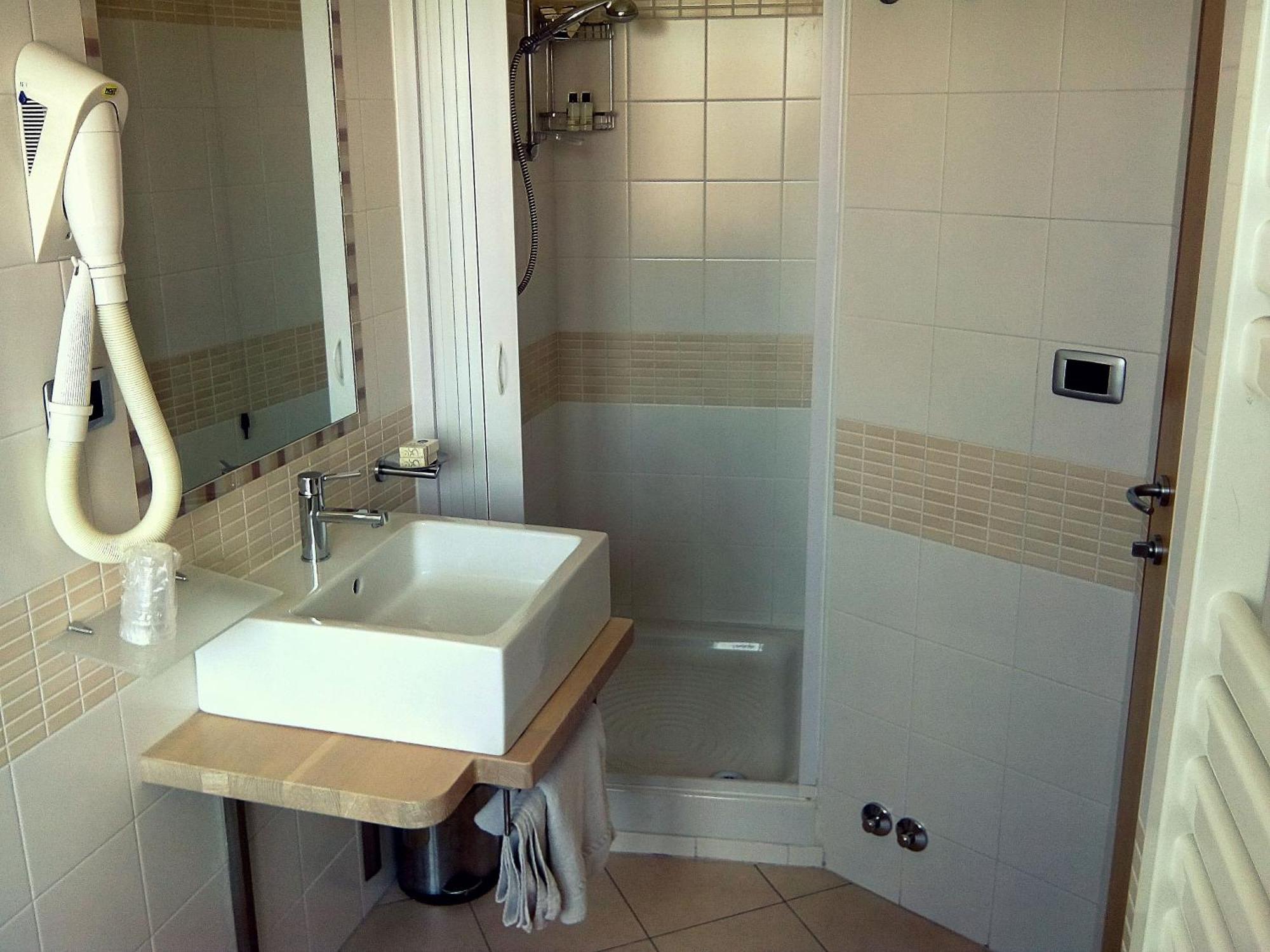Hotel Conte Ruggero Serra San Bruno Rom bilde