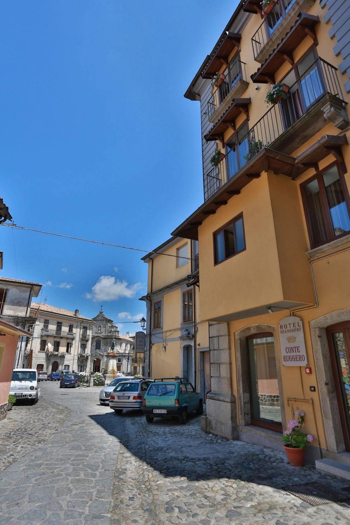Hotel Conte Ruggero Serra San Bruno Eksteriør bilde